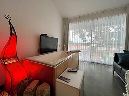 Beautiful Spacious Loft 2 Bedrooms 2 Full Baths 2 car Garage in Downto
