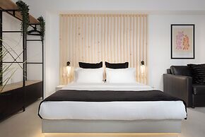 Syntagma Serenity Suites