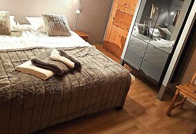 Apartment in Veldenz With Balcony