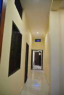 New Kashi Paying Guest House By GRB
