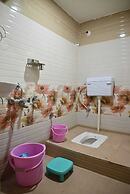 New Kashi Paying Guest House By GRB