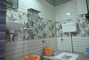 New Kashi Paying Guest House By GRB