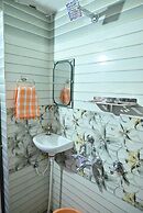 New Kashi Paying Guest House By GRB