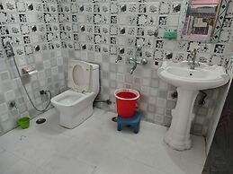 Goroomgo ROOF TOP Lucknow