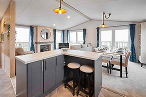 Host Stay Linden Lodge Ashdown Retreat