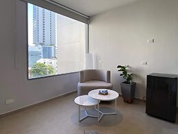 w Exceptional 2BR w Fantastic Terrace in CTG