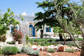 Villa in Itria Valley With Infinity Pool