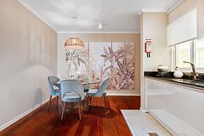 Exquisite Ocean Apartment by Madeira Sun T