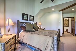 Upscale Ski-in/ski-out Escape w/ Deck + Grill