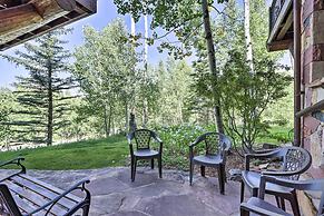 Upscale Ski-in/ski-out Escape w/ Deck + Grill
