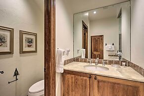Upscale Ski-in/ski-out Escape w/ Deck + Grill