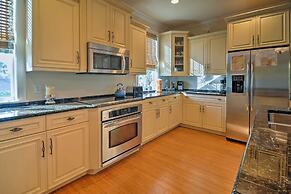 Holmes Beach Family Home W/private Pool & 3 Decks!