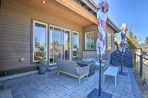 Modern Mtn Oasis w/ Patio, Hot Tub & Grill!