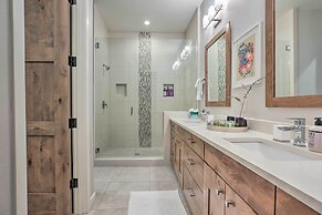 Modern Mtn Oasis w/ Patio, Hot Tub & Grill!