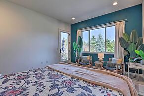 Modern Mtn Oasis w/ Patio, Hot Tub & Grill!