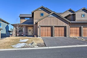 Modern Mtn Oasis w/ Patio, Hot Tub & Grill!