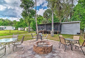 Homosassa House w/ Fire Pit < 2 Miles to River!