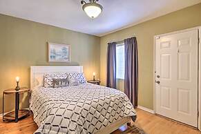 Tranquil Tucson Home w/ Yard - Walk to U of A