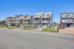 Walk to Shore: Duplex in North Topsail Beach!