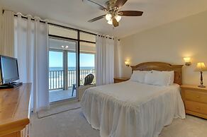 Oceanfront Escape on Wilbur Beach!