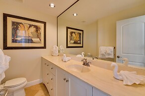 Oceanfront Escape on Wilbur Beach!