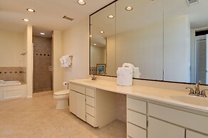 Oceanfront Escape on Wilbur Beach!