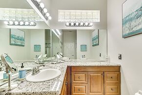 Private Pool: Pet-friendly Retreat on Golf Course!