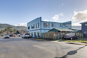 Quaint Rockaway Beach Gem: Walk to Shore!