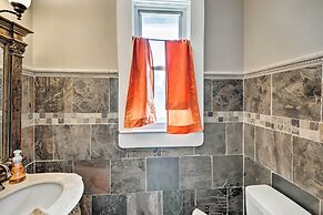 Lakeside Garden Home - 1 Mile to Main Street!