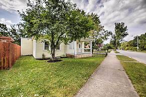 Lakeside Garden Home - 1 Mile to Main Street!