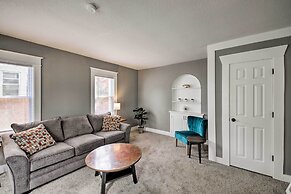 Lakeside Garden Home - 1 Mile to Main Street!