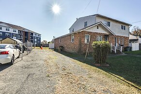1 Mi to Dtwn: Remote Work-friendly Apt in Hampton!