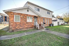 1 Mi to Dtwn: Remote Work-friendly Apt in Hampton!