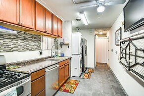 1 Mi to Dtwn: Remote Work-friendly Apt in Hampton!