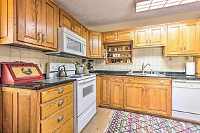 Rustic-yet-cozy Cabin w/ Patio, 12 Mi to Asheville