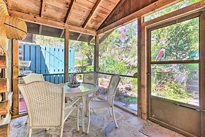Rustic-yet-cozy Cabin w/ Patio, 12 Mi to Asheville