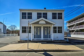 Old Orchard Beach Apt - Walk to Beach & Pier!