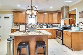 Updated Farmhouse w/ Yard, 10 Mi to Dtwn Atlanta