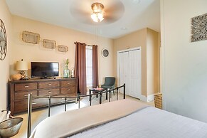 Updated Farmhouse w/ Yard, 10 Mi to Dtwn Atlanta