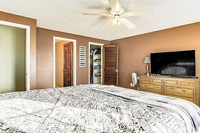 8 Mi to Dtwn: Family-friendly Home in Fort Wayne!