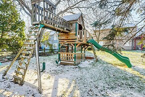 8 Mi to Dtwn: Family-friendly Home in Fort Wayne!