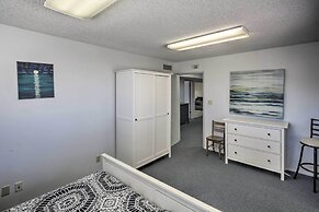 Kingman Apartment < 2 Miles to Route 66 Sign!
