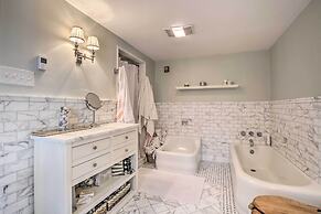 Spacious Estate w/ Courtyard: 2 Miles to Downtown!