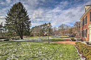 Spacious Estate w/ Courtyard: 2 Miles to Downtown!