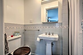 Spacious Estate w/ Courtyard: 2 Miles to Downtown!