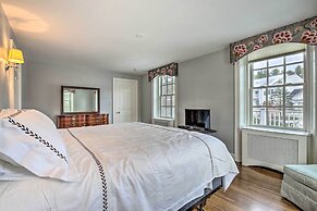 Spacious Estate w/ Courtyard: 2 Miles to Downtown!