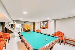 Walk to UK Campus: Charming Home w/ Patio!