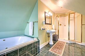 Central Bar Harbor Home, Walk to the Shore & Town!