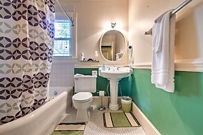 Central Bar Harbor Home, Walk to the Shore & Town!