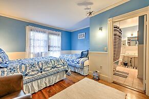 Central Bar Harbor Home, Walk to the Shore & Town!